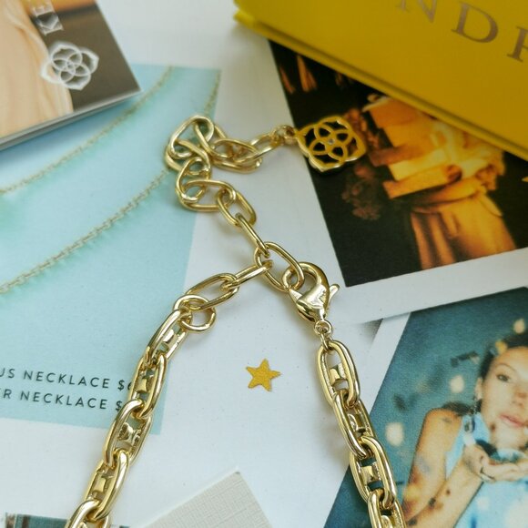 New Kendra Scott Bailey Chain Necklace in Gold - Picture 3 of 3